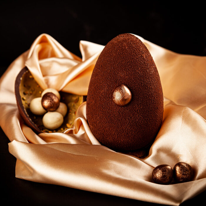 HUEVO DE PASCUAS CON CREMAS DE PISTACHO Y AVELLANAS 380g - Image 2