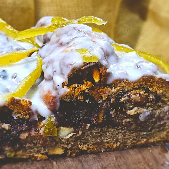 STOLLEN LIMONCELLO CON HARINA DE CACAO Y MORA - Image 2